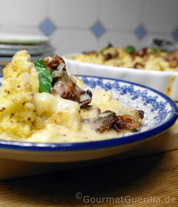 Blumenkohlauflauf4 Blumenkohlgratin mit Bacon und Blauschimmelkäse - der beste vonne Welt | GourmetGuerillla.de