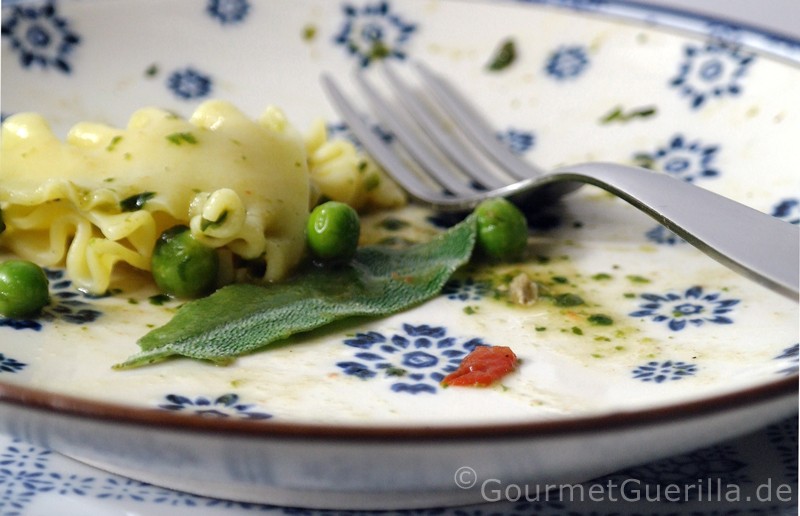 Schnelle Pasta mit Erbsen und Salbei | GourmetGuerilla.de