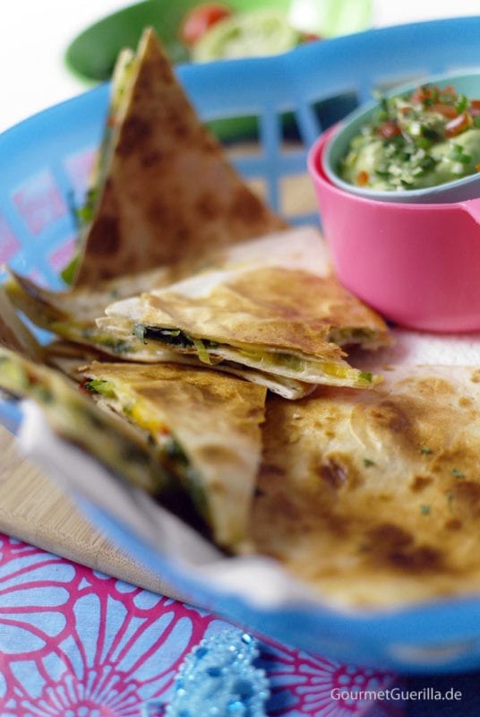 Schnelle Quesadillas mit Guacamole nach Jamie Oliver GourmetGuerilla