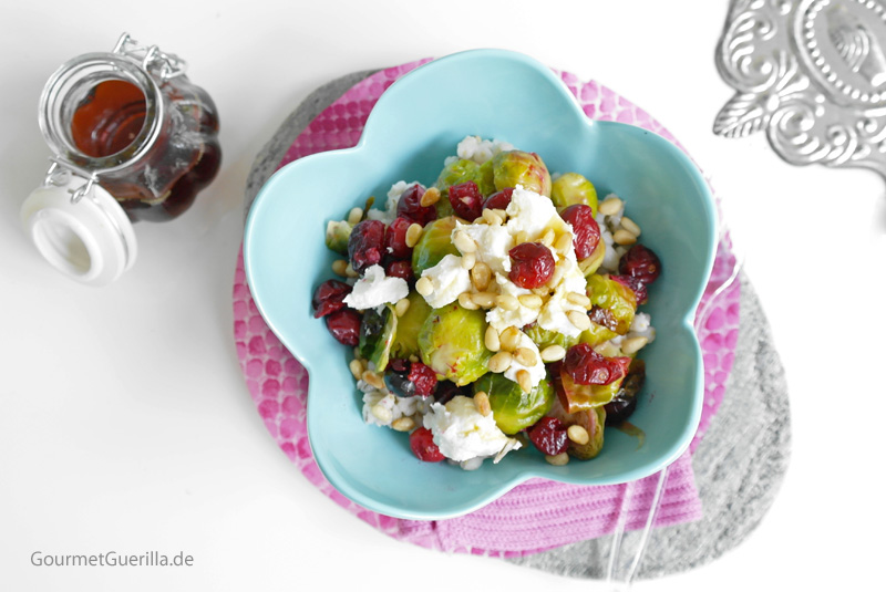 Warmer Salat mit Rosenkohl unf Cranberry #rezept #gourmetguerilla