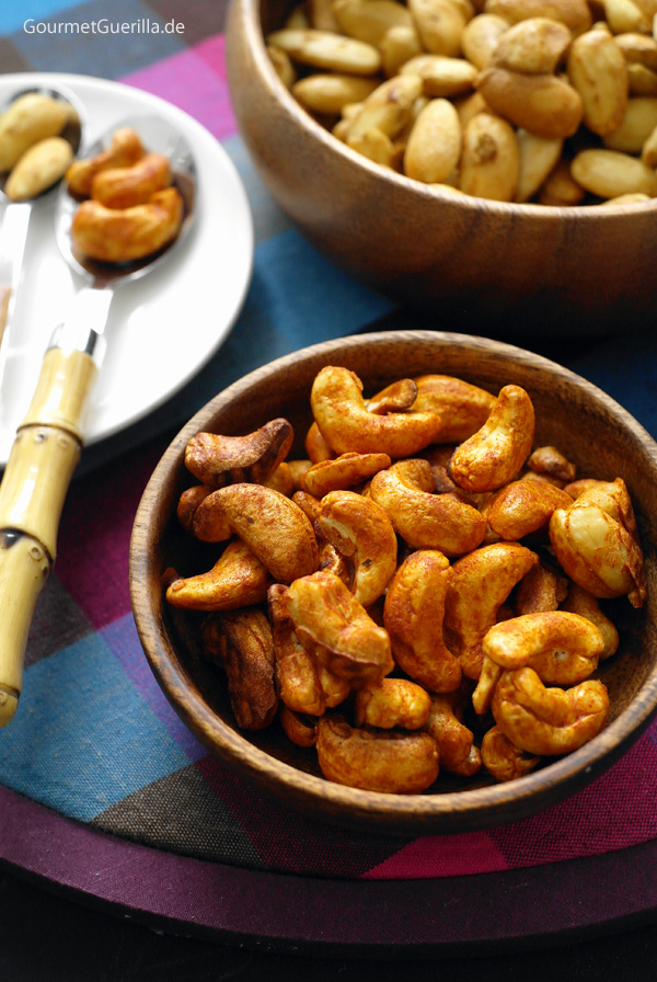 Rauchige Paprika-Cashews und Pikante Shouyu-Mandeln