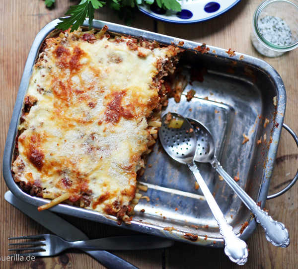 Makkaroni-Lasagne a la Mama (und ganz ohne Tüte) | GourmetGuerilla.de