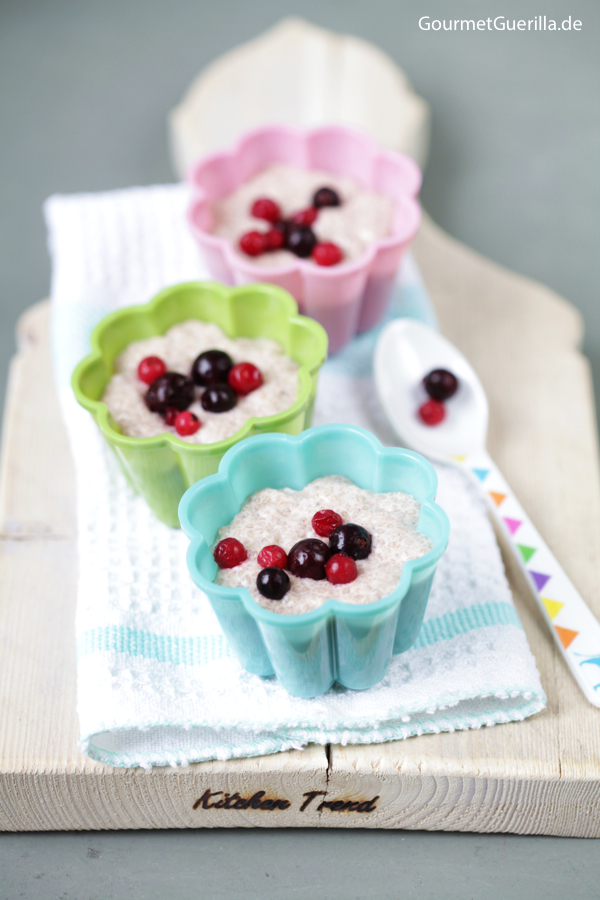 Vegan & Low Carb: Chia-Pudding mt Kokos und Mandel | GourmetGuerilla.de