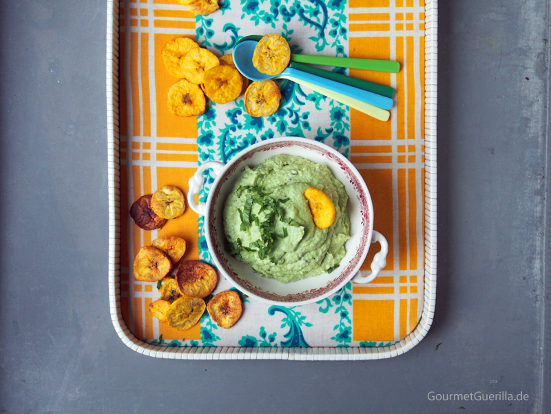 Edamame-Dip mit Bananenchips #gourmetguerilla #rezept #vegan