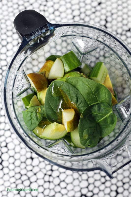 {Vegan &amp; eiskalt} Grüner Smoothie am Stiel – der ultimative Frischekick ...