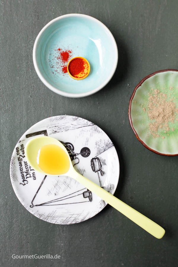  Mandel-Smoothie mit Safran und Kardamom Safran #gourmetguerilla #smoothie  #rezept #togo