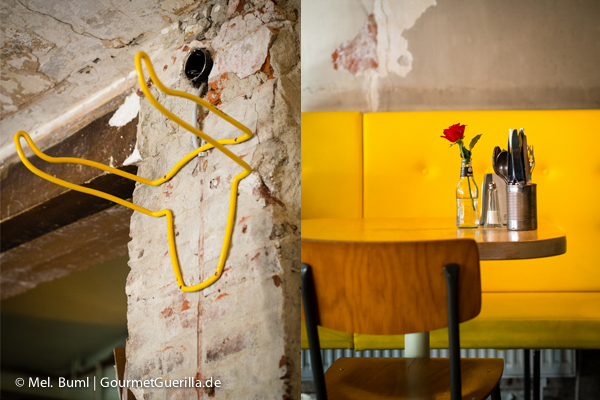 Garderobe und Tisch im Ottos Burger Grindelhof Hamburg | GourmetGuerilla.de