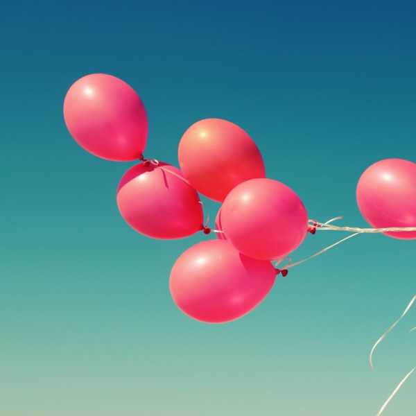 Luftballons Wasserbauch Wasserchallenge Shutterstock | GourmetGuerilla.de
