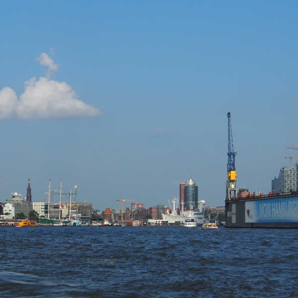 Hamburg Skyline | GourmetGuerilla