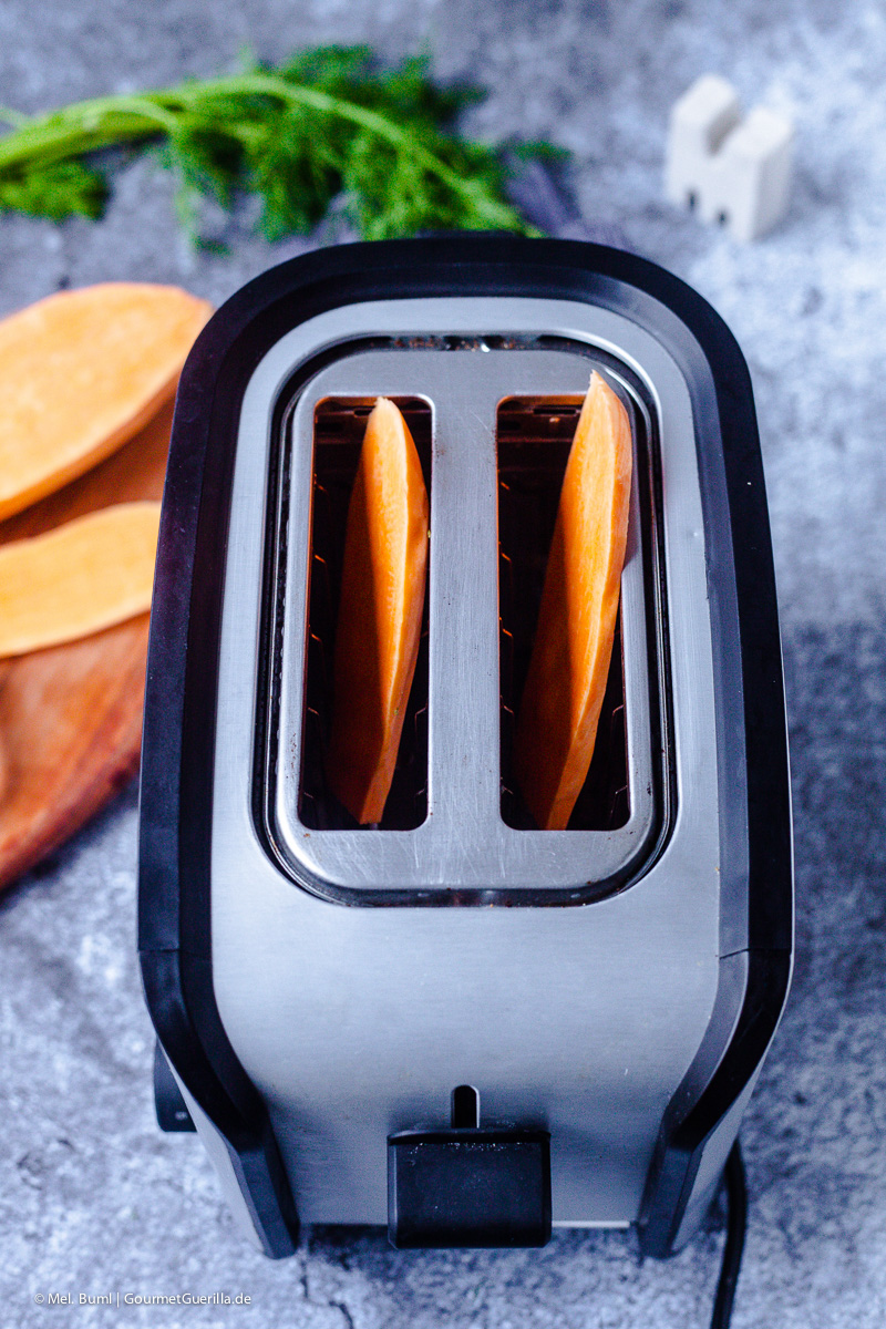Healthy Low-Carb Snack: Süßkartoffel-Schnittchen aus dem Toaster. Fertig in 5 Minuten! | GourmetGuerilla.de
