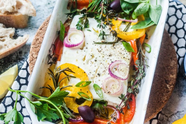 Im Ofen gebackener Feta mit Gemüse und Kräutern | GourmetGuerilla.de