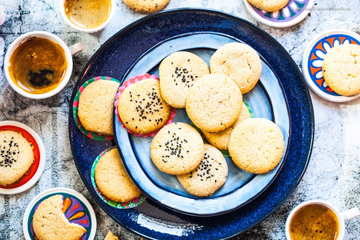 Israelische Tahina Shortbread Cookies – superzarte Sesam- Kekse aus nur ...