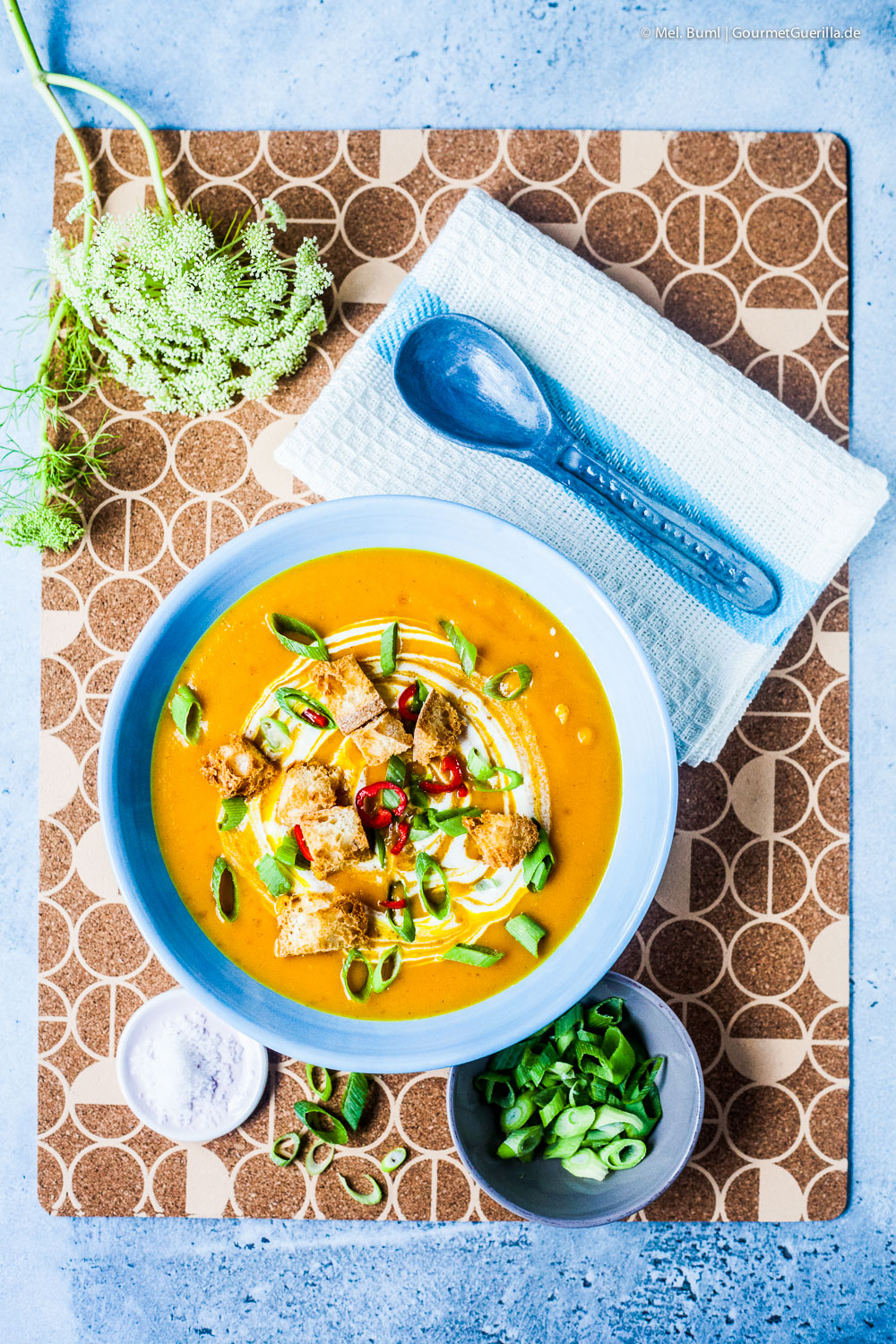 Kürbissuppe a la Dagmar mit Orange, Curry und einem Hauch Chili | GourmetGuerilla.de