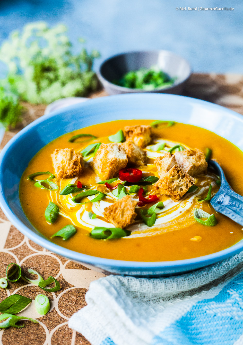 Kürbissuppe a la Dagmar mit Orange, Curry und einem Hauch Chili | GourmetGuerilla.de