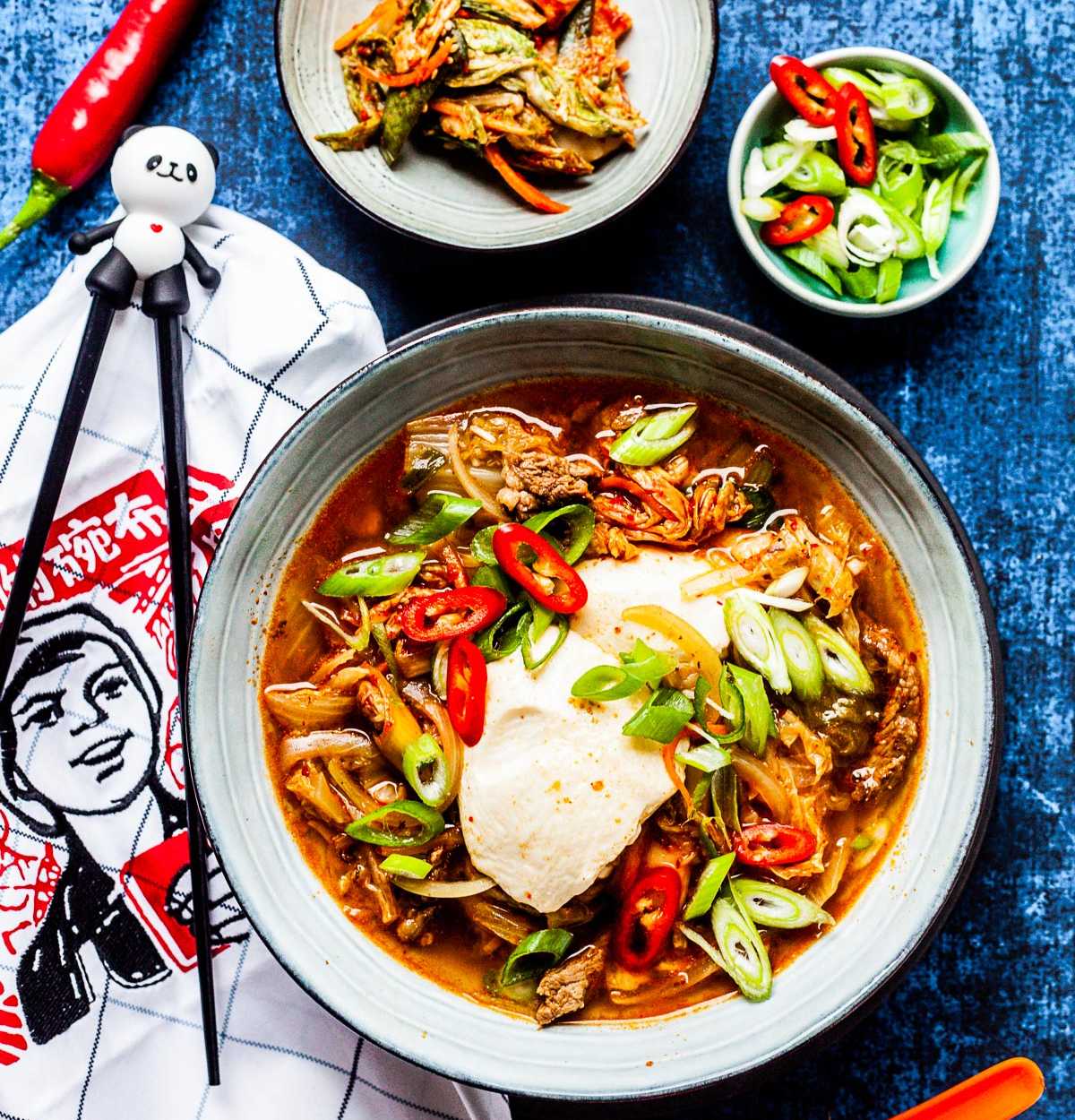 Schneller Koreanischer Tofu-Eintopf mit Kimchi Sundubu JJigae | GourmetGuerilla.de