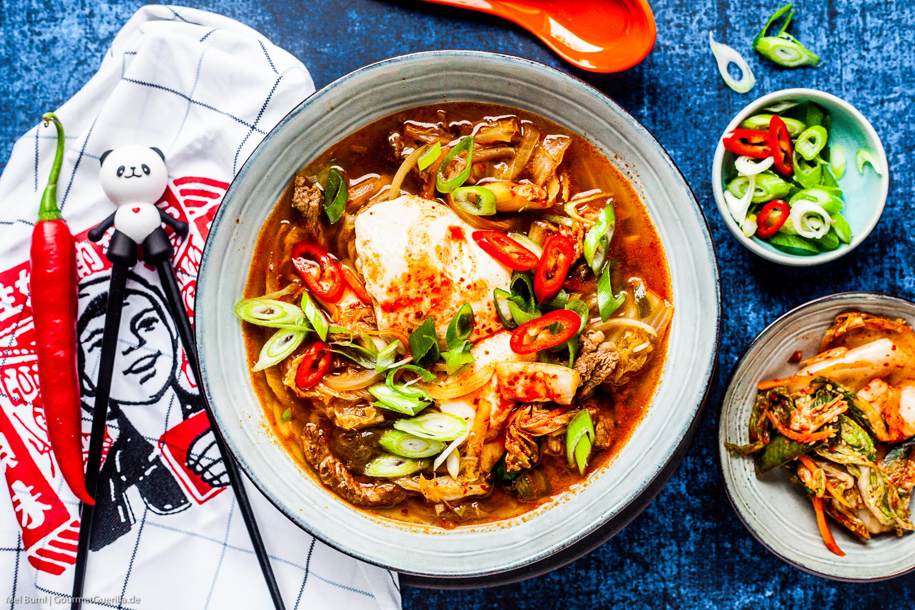 Schneller Koreanischer Tofu-Eintopf mit Kimchi Sundubu JJigae | GourmetGuerilla.de