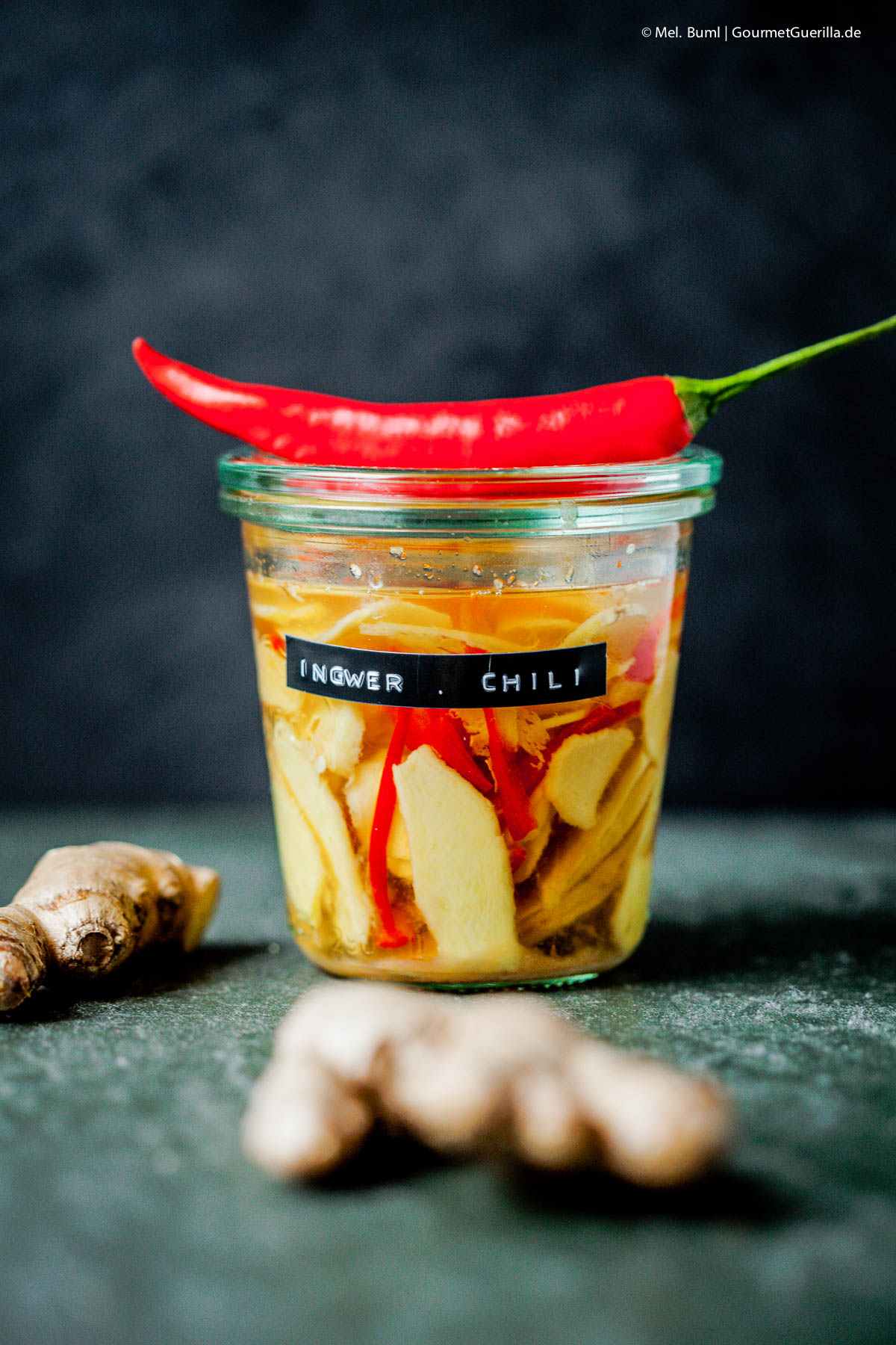 {Pickles} Schneller, selbst eingelegter Ingwer mit Chili | GourmetGuerilla.de
