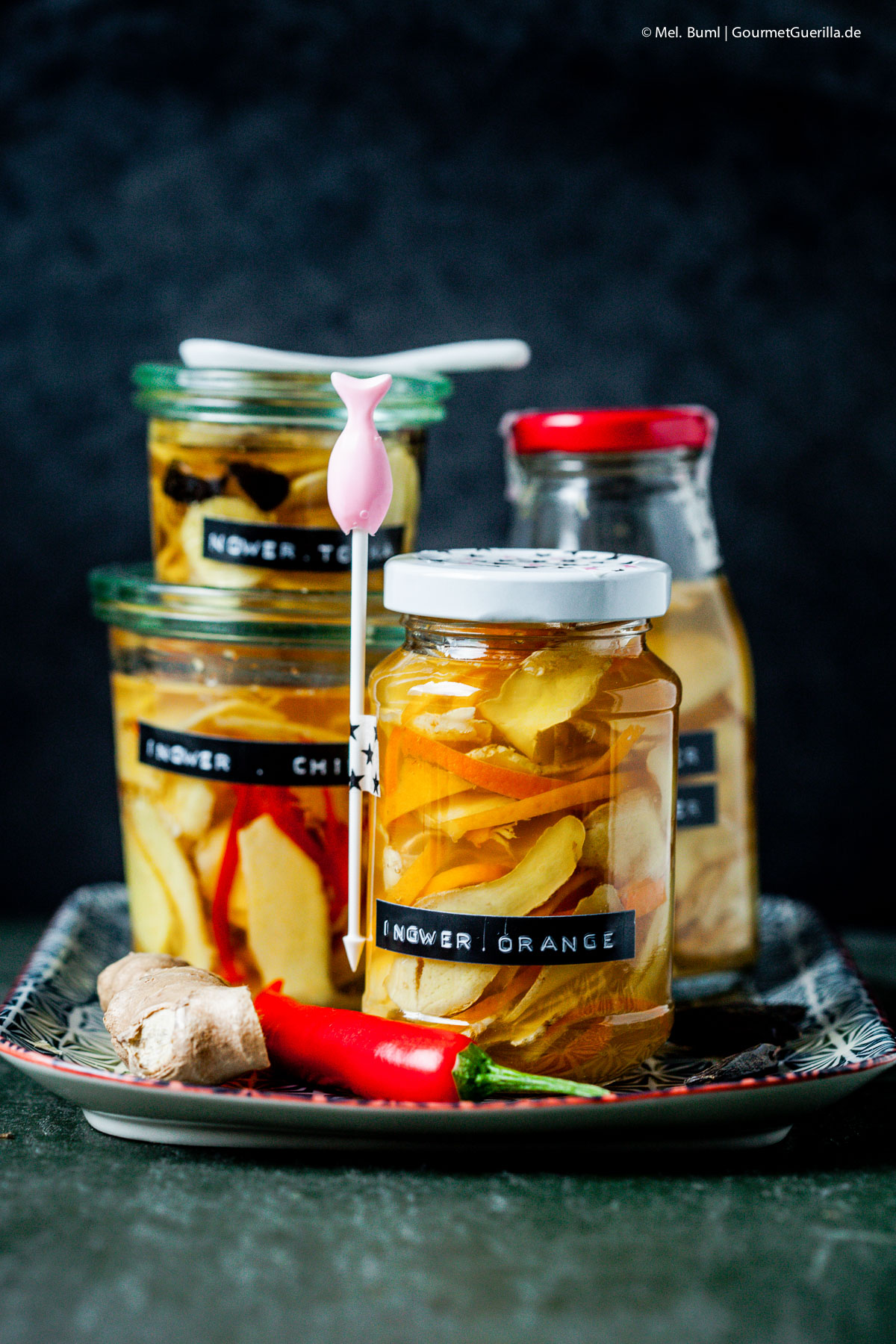 {Pickles} Schneller, selbst eingelegter Ingwer pur, mit Chili, Orange oder Tonkabohne | GourmetGuerilla.de