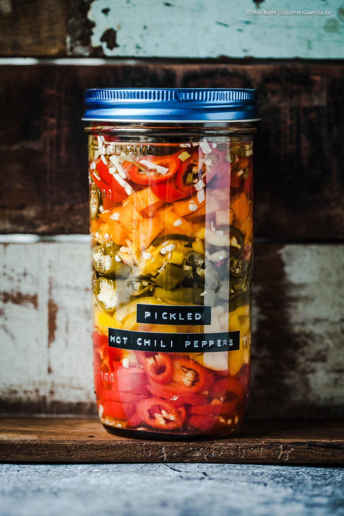 Pickled Hot Chili Peppers - Selbst eingelegte scharfe Paprika und Peperoni | GourmetGuerilla.de