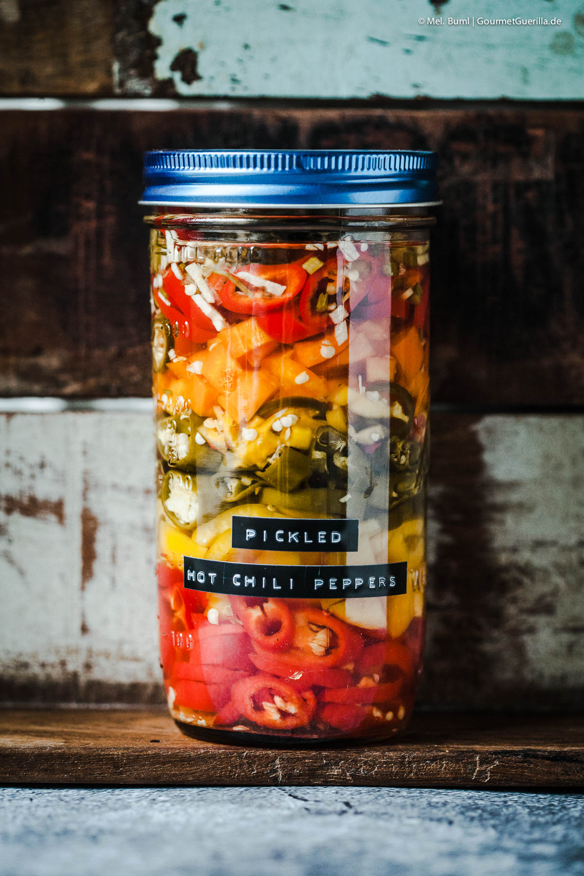 Pickled Hot Chili Peppers - Selbst eingelegte scharfe Paprika und Peperoni | GourmetGuerilla.de