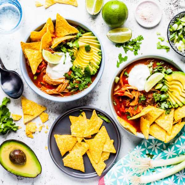 Mexikanische Tortilla-Suppe mit Avocado und Chipotle | GourmetGuerilla.de