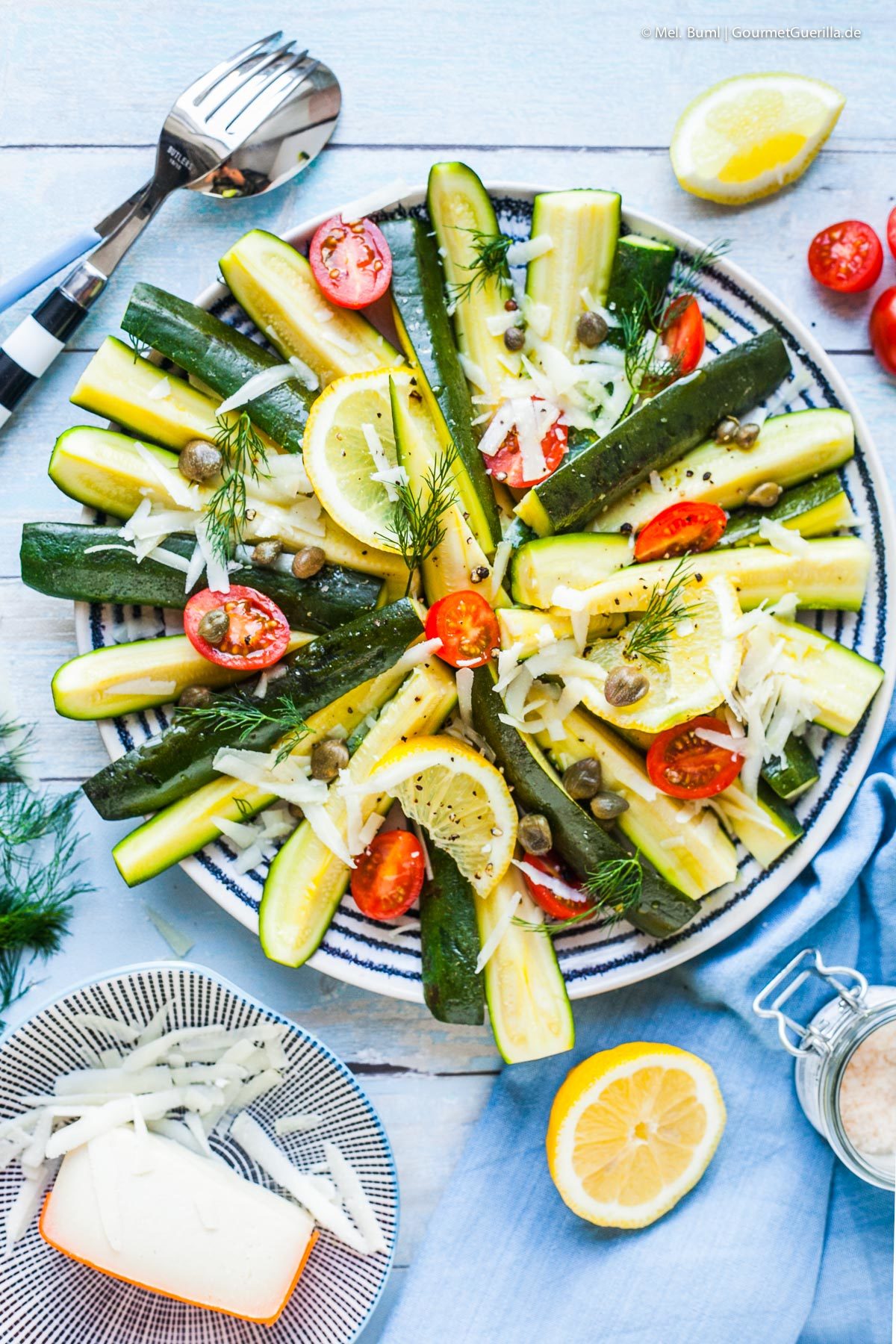 Zucchini- Salat mit Ziegenkaese, Dill und Zitrone | GourmetGuerilla.de