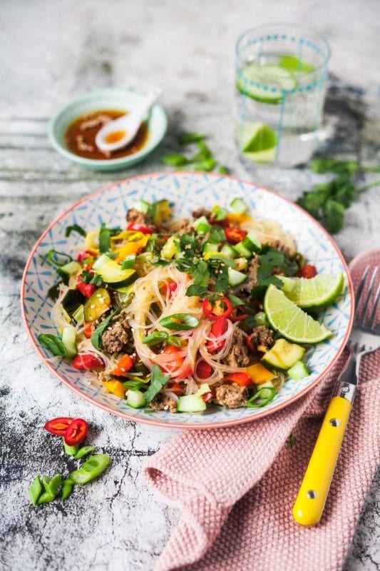 Glasnudelsalat ThaiStyle mit Rindfleisch und viel Gemüse. Schnell, würzig, leicht