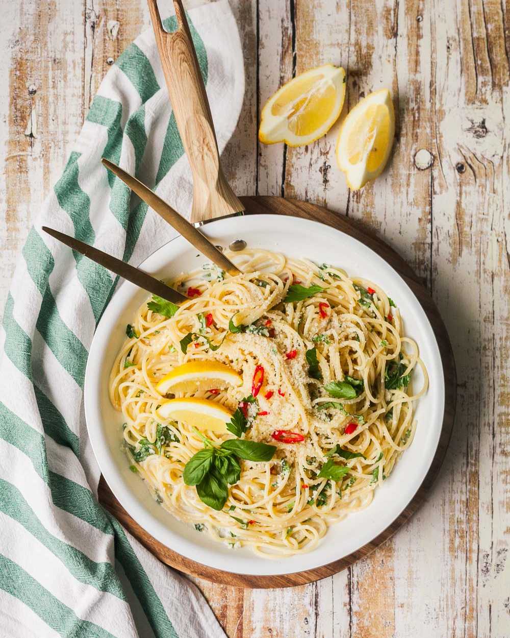 15-Minuten Zitronenspaghetti - einfache schnelle Pasta für den Fruehling | GourmetGuerilla.de