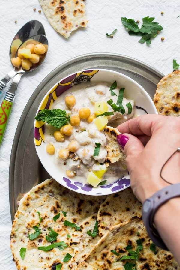 Indische Raita aus Kartoffeln, Joghurt und Kichererbsen | GourmetGuerilla.de