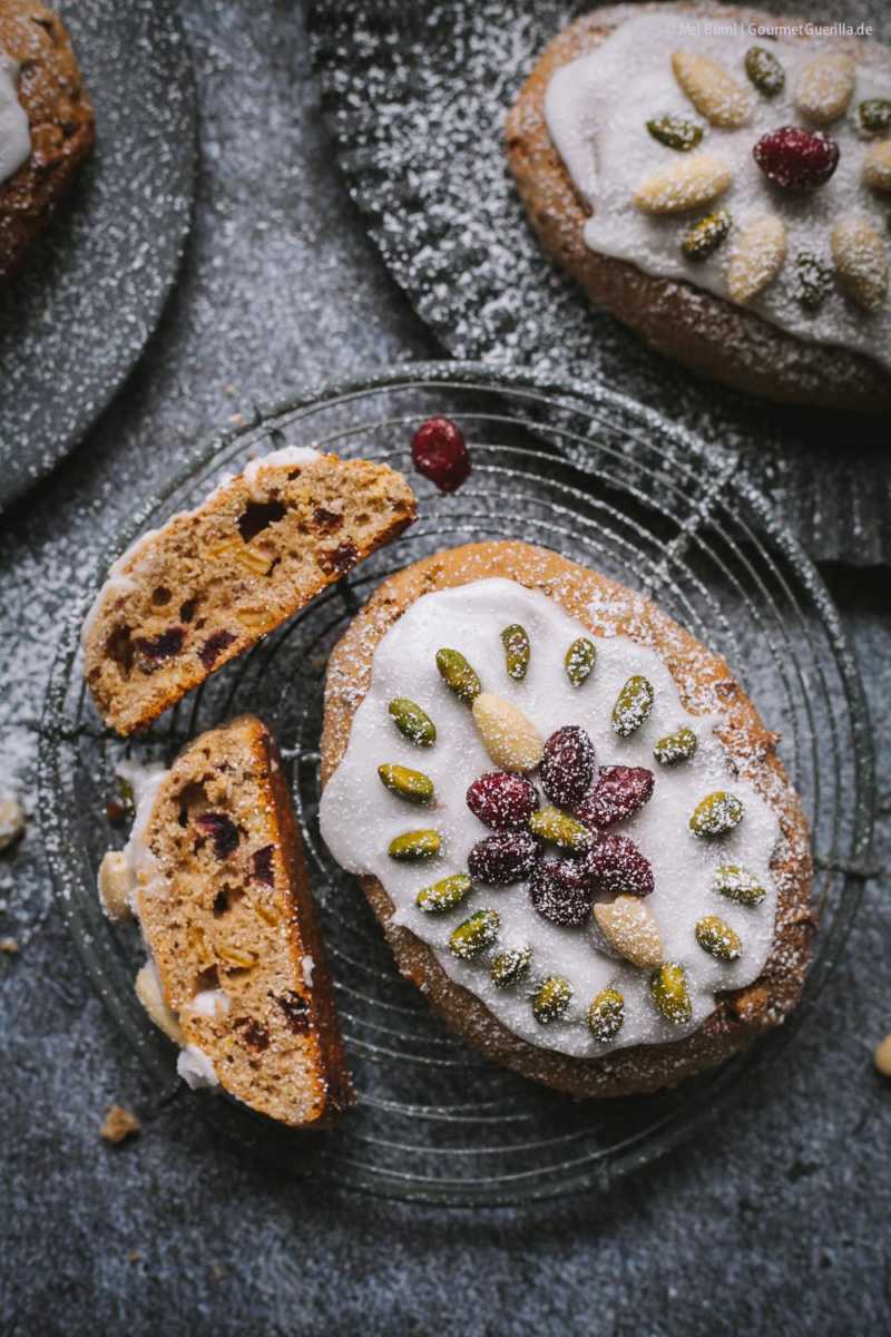 Kleine Mandel-Joghurt-Stollen mit Cranberries. Ein schnelles ...