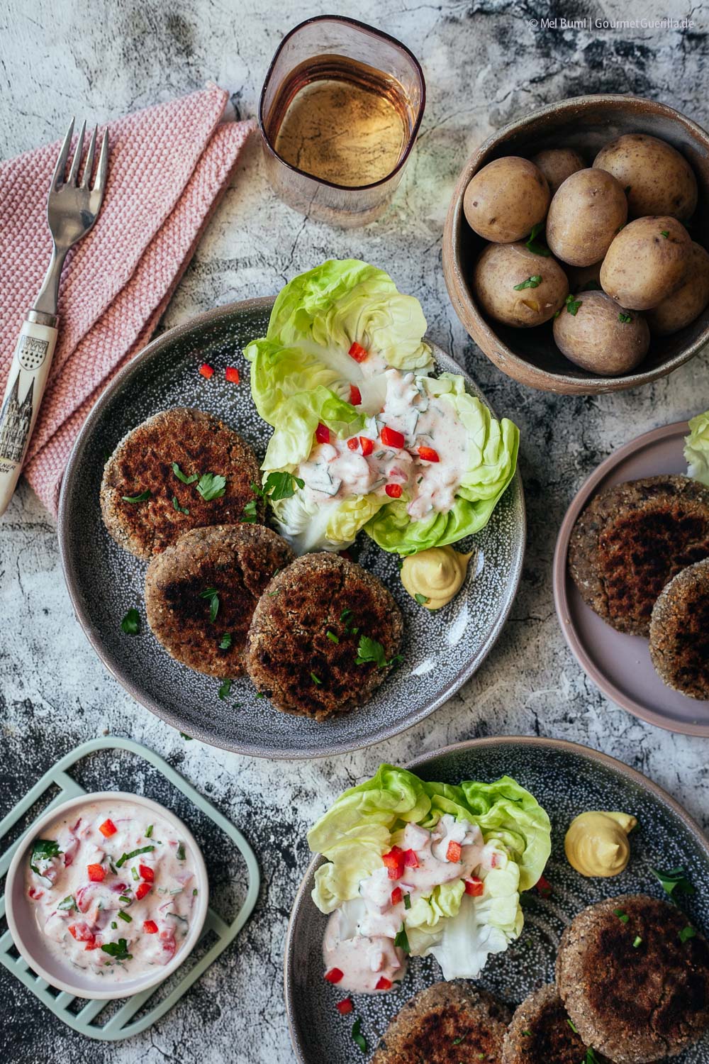 Die weltbesten vegetarischen Champignon-Frikadellen nach Oma Greta. Und ...