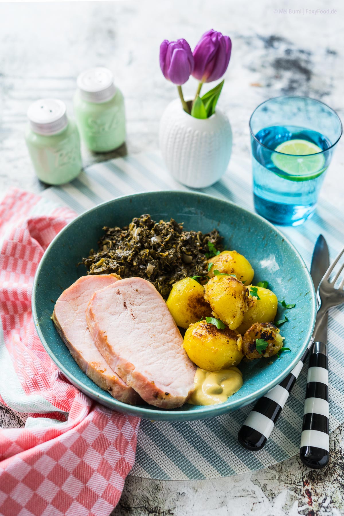 {540 Kalorien} Grünkohl mit Kassler und karamellisierten Röstkartoffeln ...